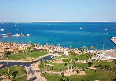 7 reasons why Hurghada is the perfect getaway destination in autumn.